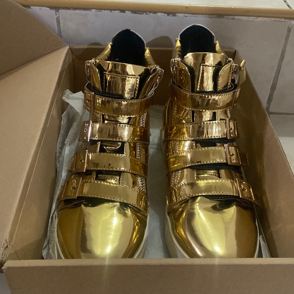 J75 gold shoes, worn once. Size 9